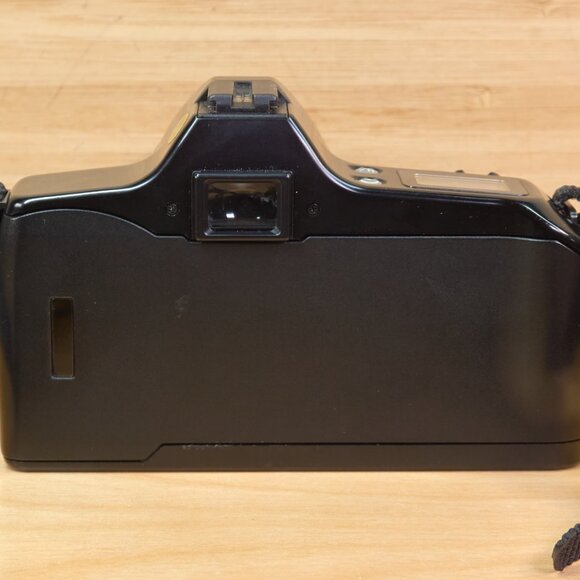 Minolta Maxxum 3000i AF 35mm Film Camera W/Flash, Minolta Maxxum 35-105mm Lens - Picture 5 of 7